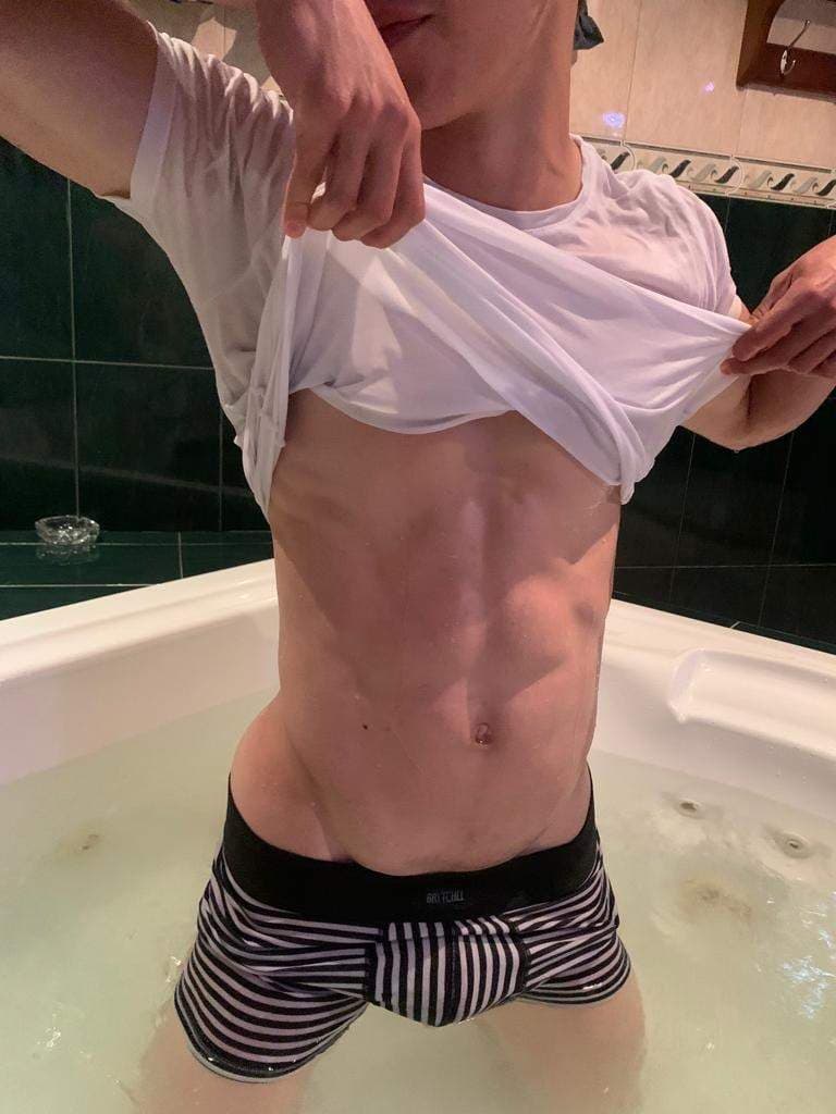 Leoo