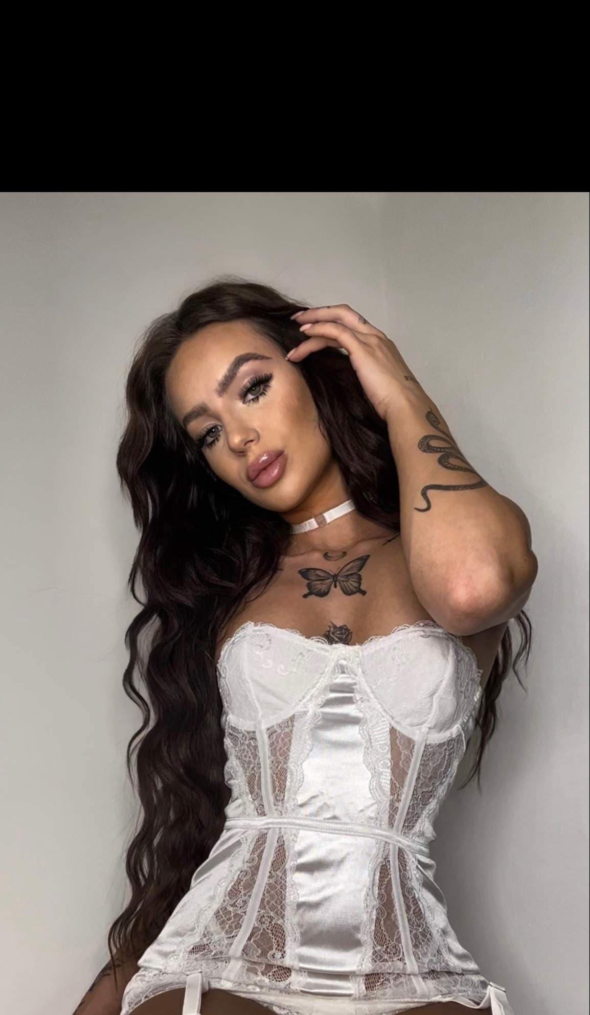 𝖈𝖆𝖘𝖎𝖊 - 𝖑𝖊𝖎𝖌𝖍🖤