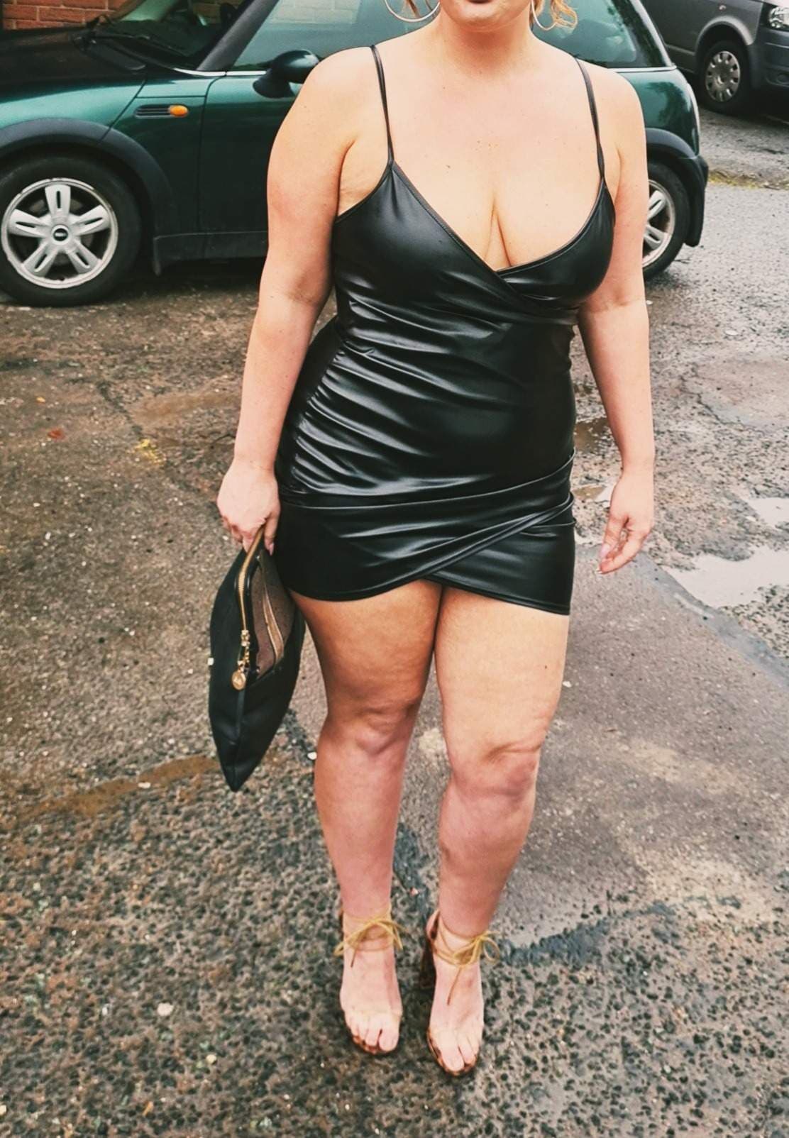 naughty_hotwife