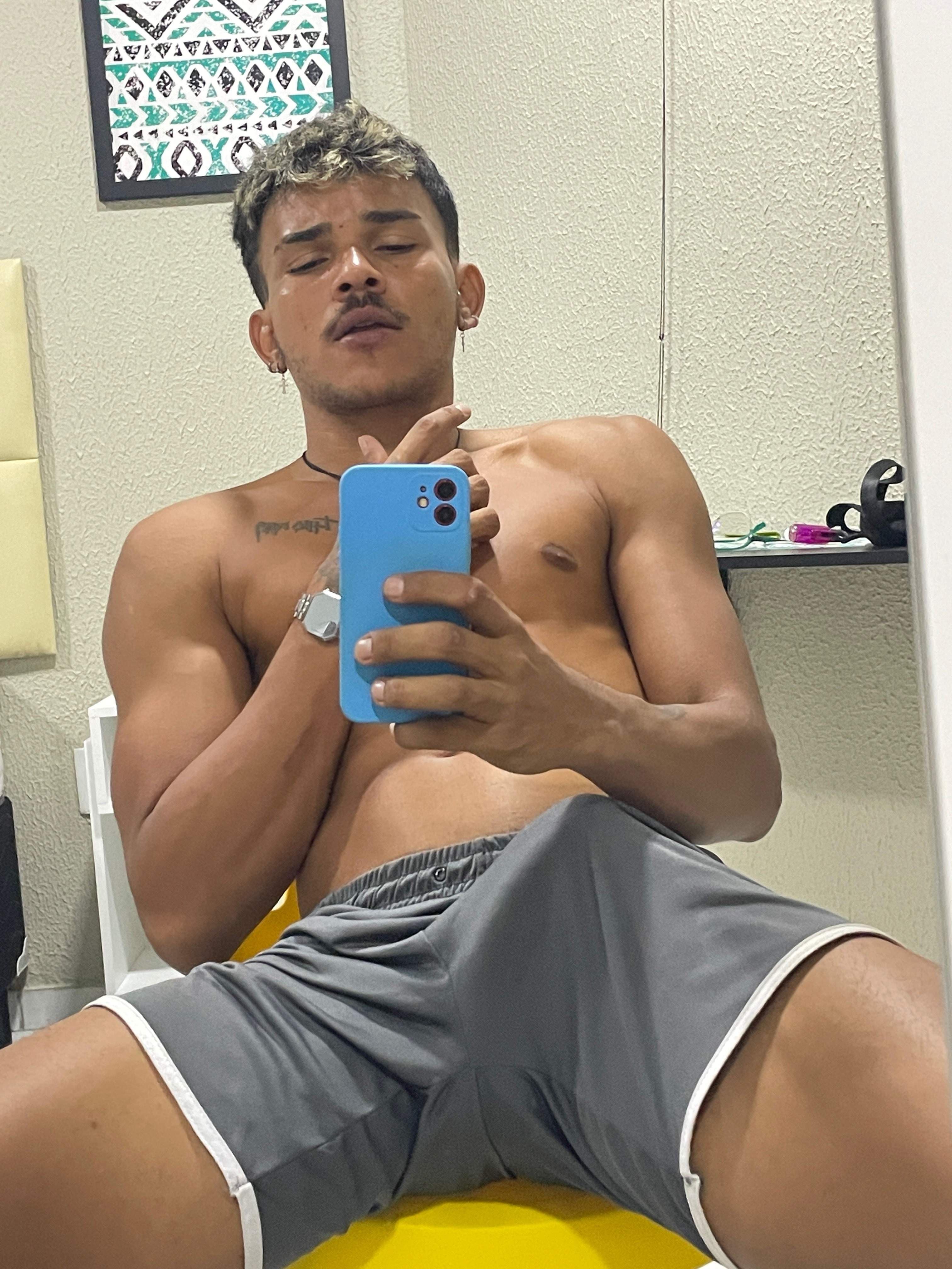 RAVY 💦🔞