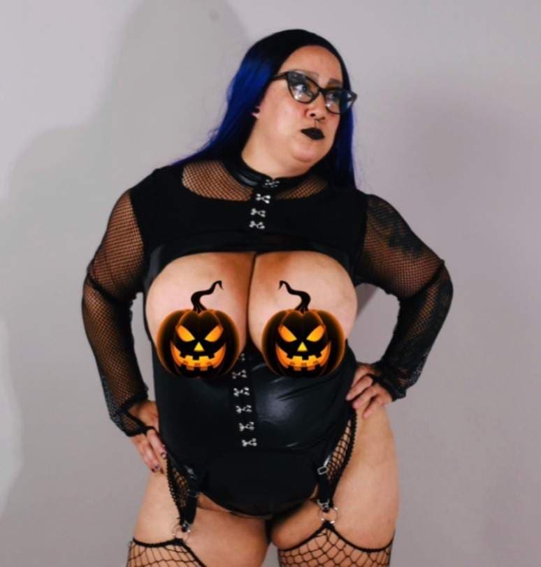Michelle Halloween Mistress of Mischief