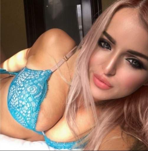 Bella Petite