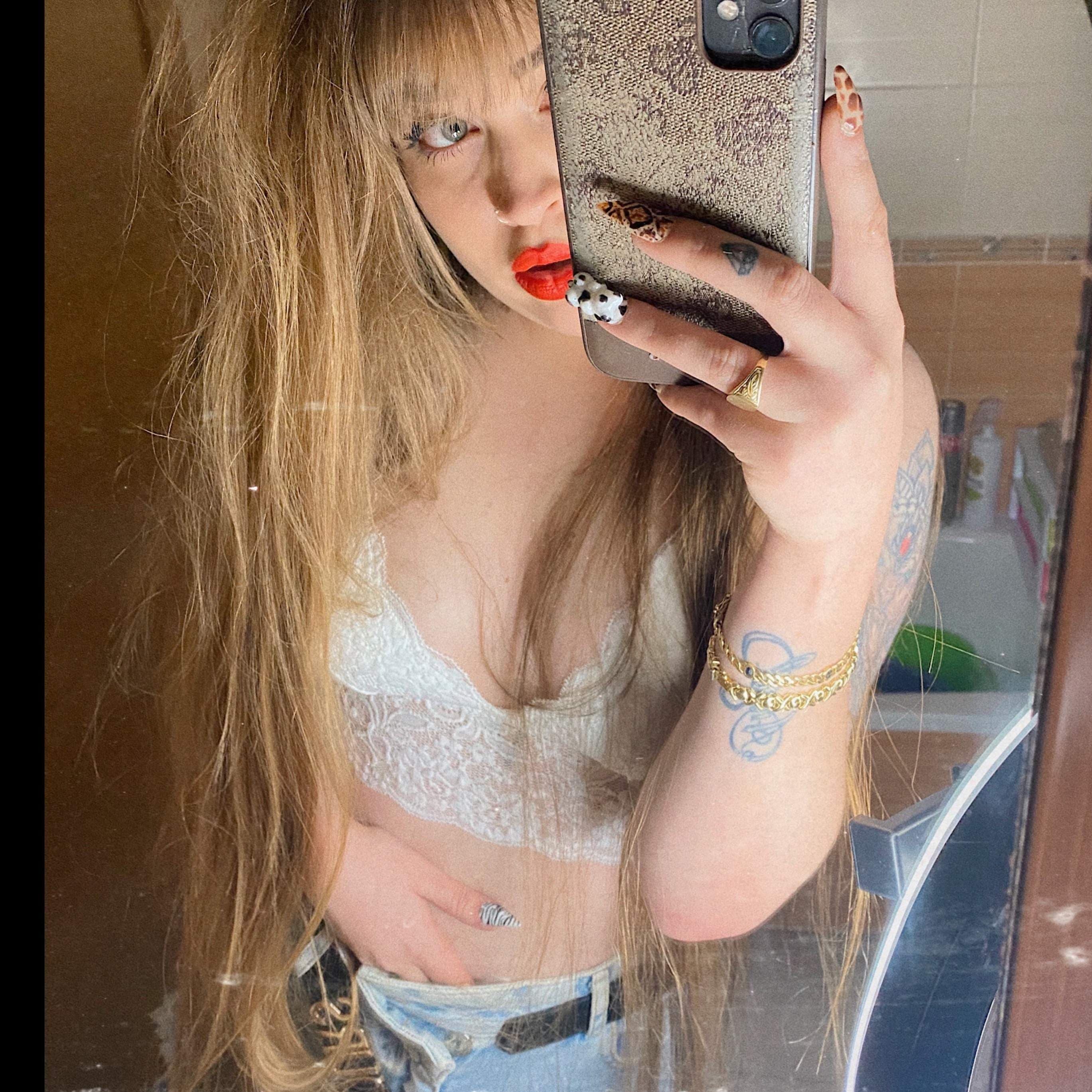 𝕲𝖔𝖔𝖉 𝕲𝖎𝖗𝖑😇