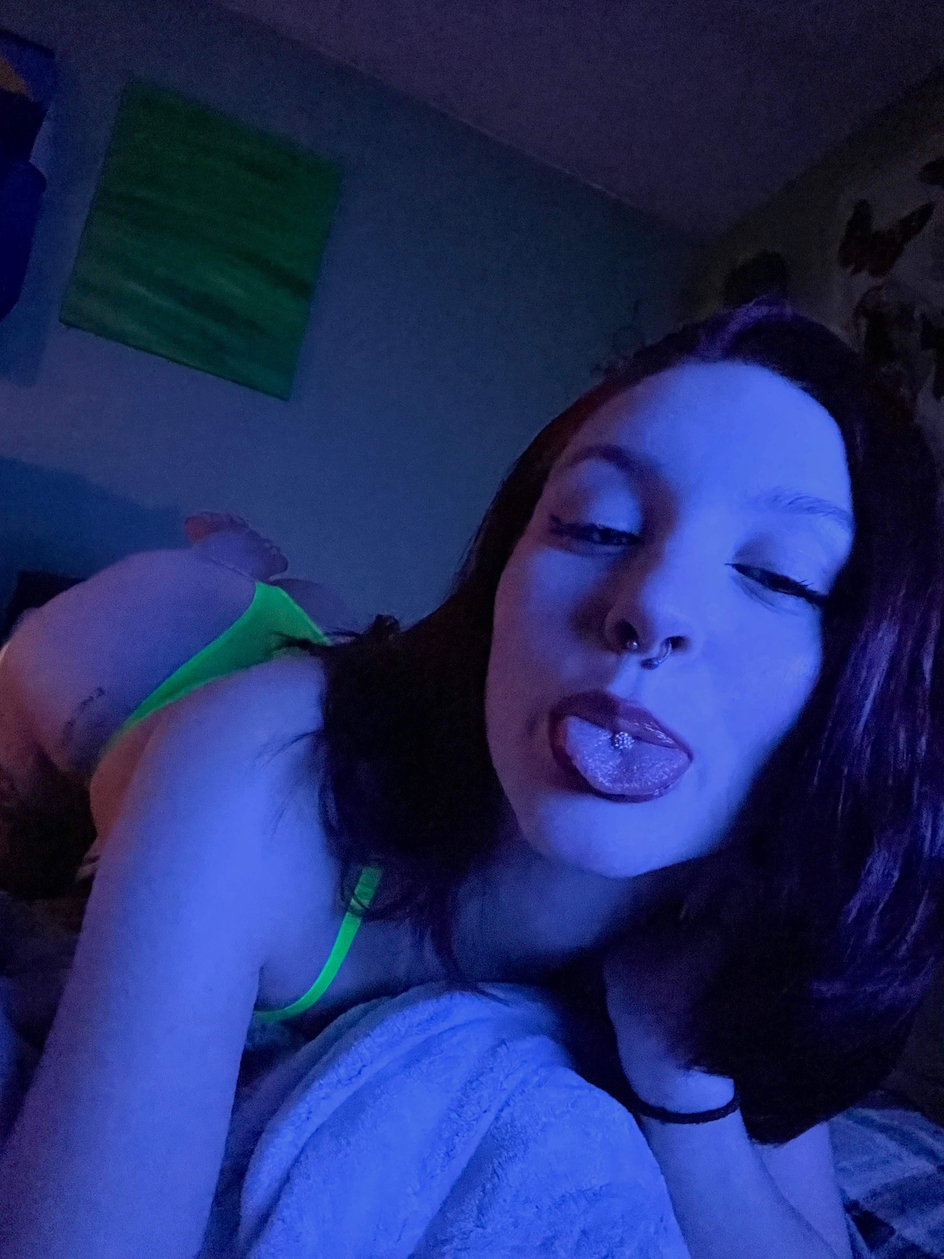 KinkyGirl02
