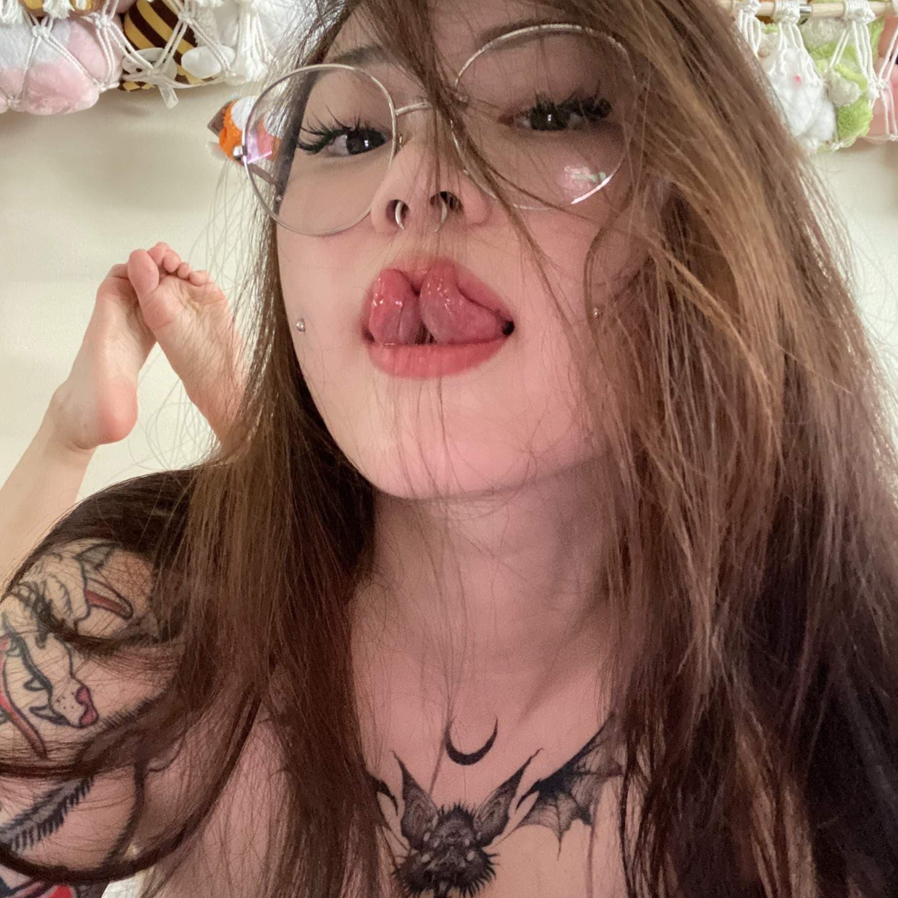 ur2dwaifu ༊*·˚