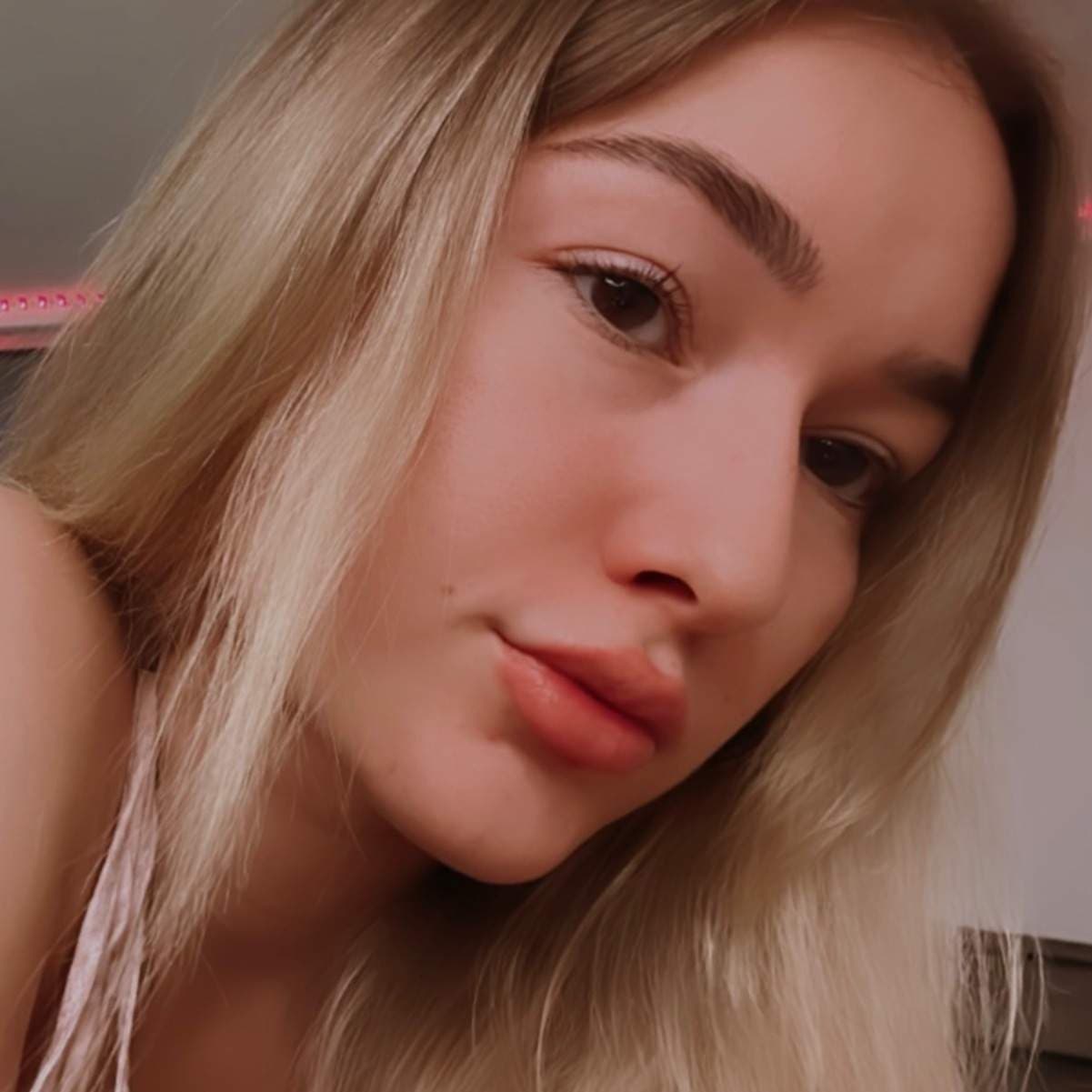 💋 Princess Polly