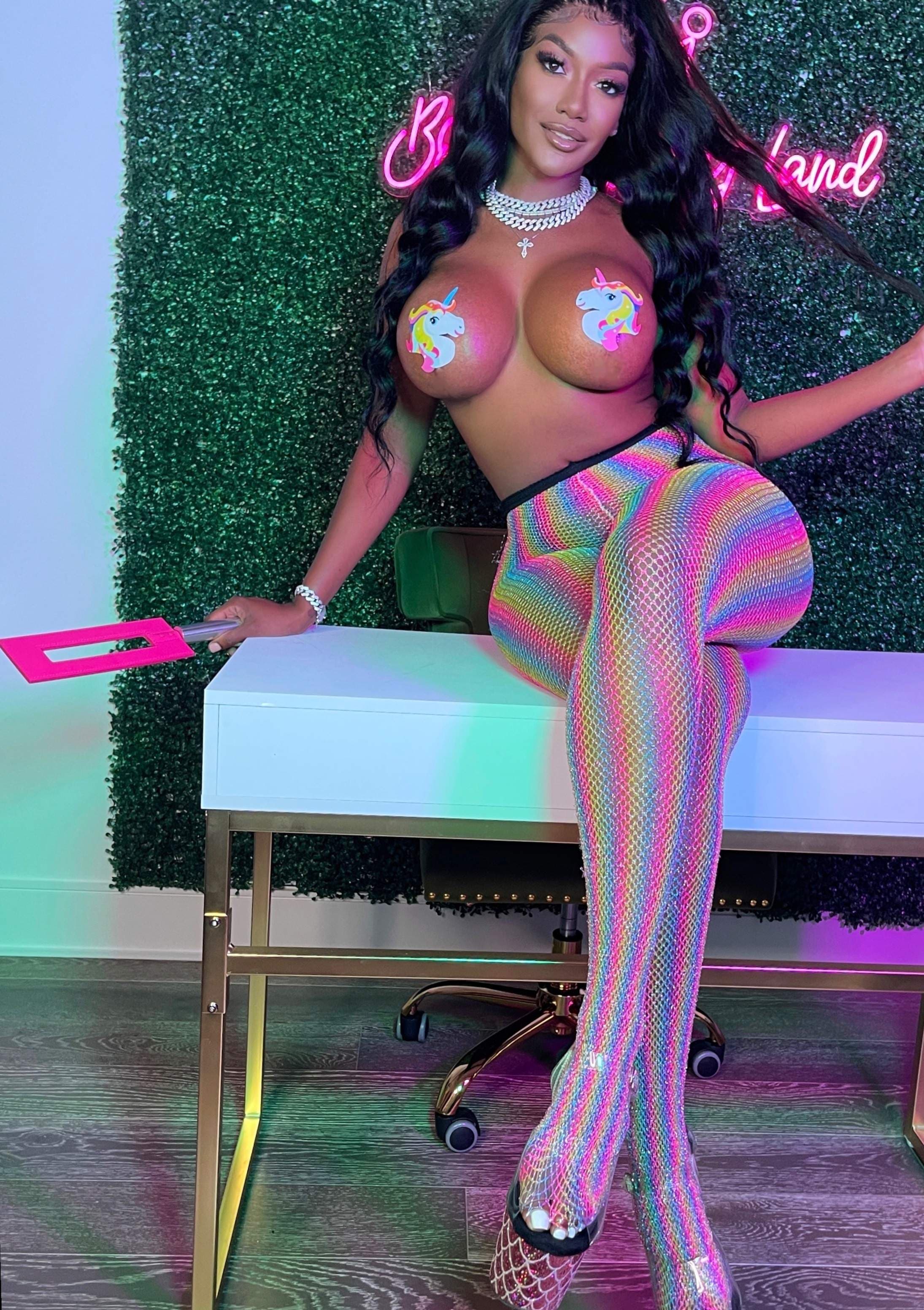 B