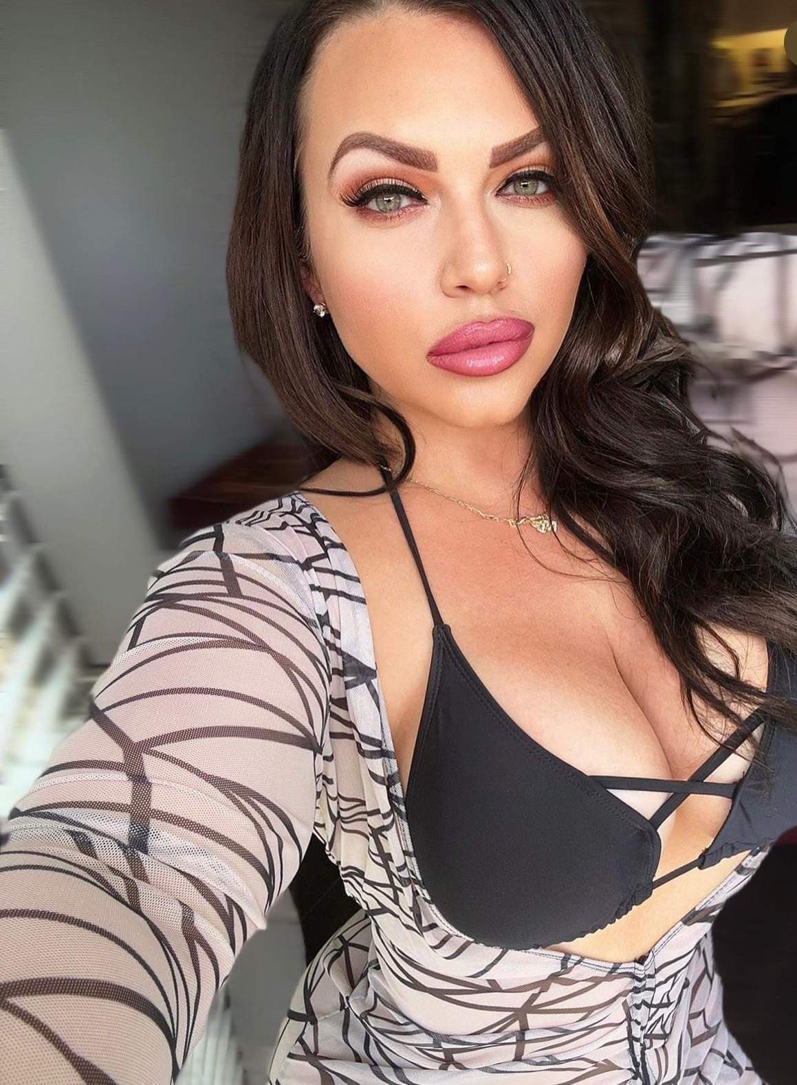 Mandi May Fat 🍑 Latina 🇵🇷 Let’s Sext 😈
