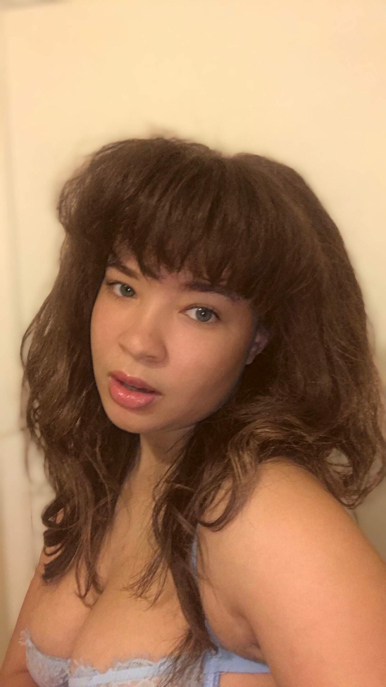 Lea Bella