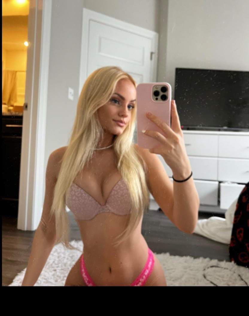 classroom snowbunny🤍