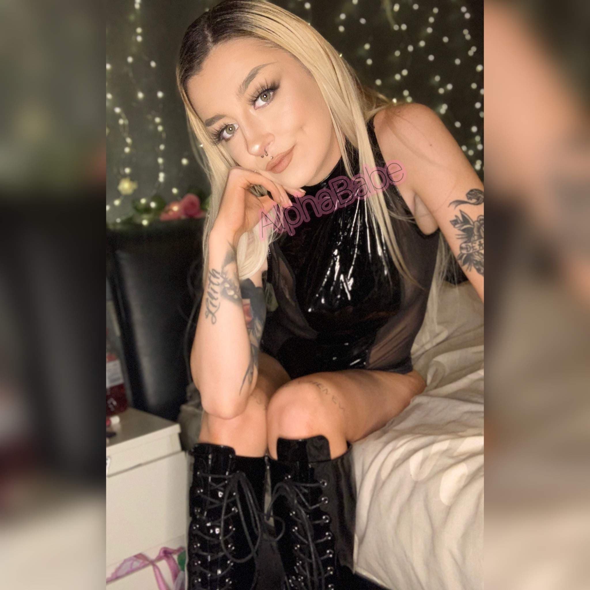 AlphaBabe