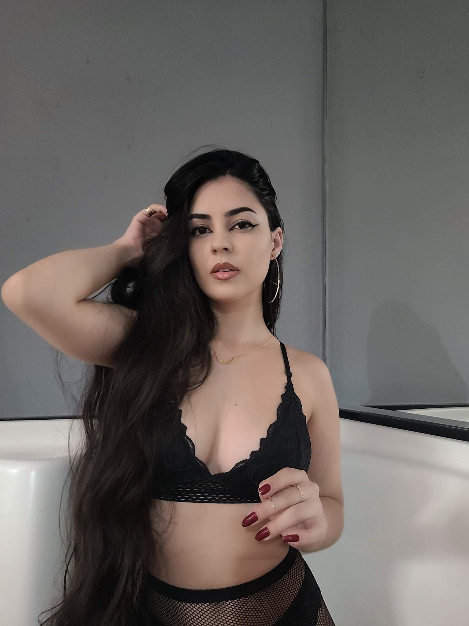 Ella Martt
