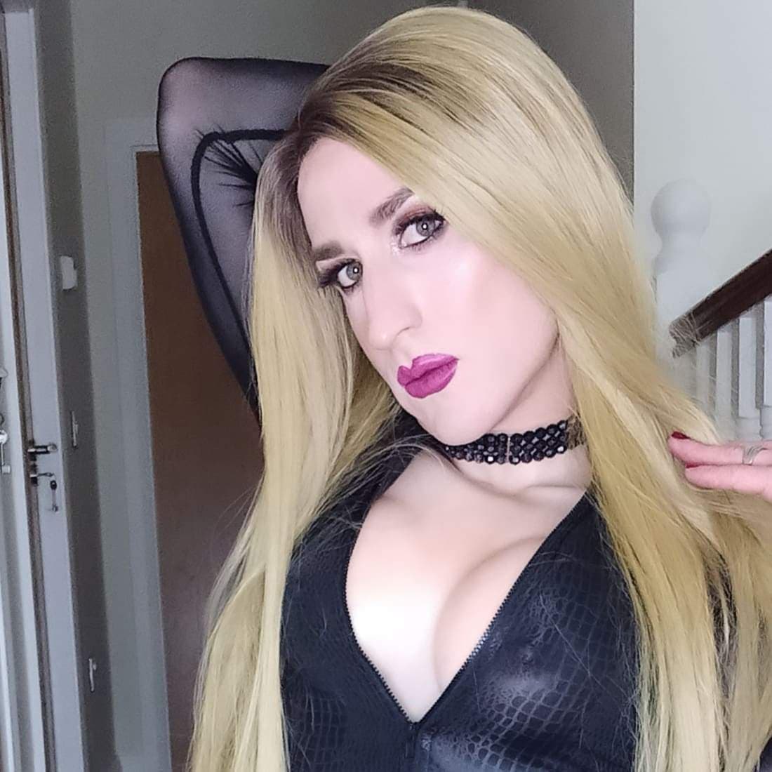 Foxy Cheryl Crossdresser