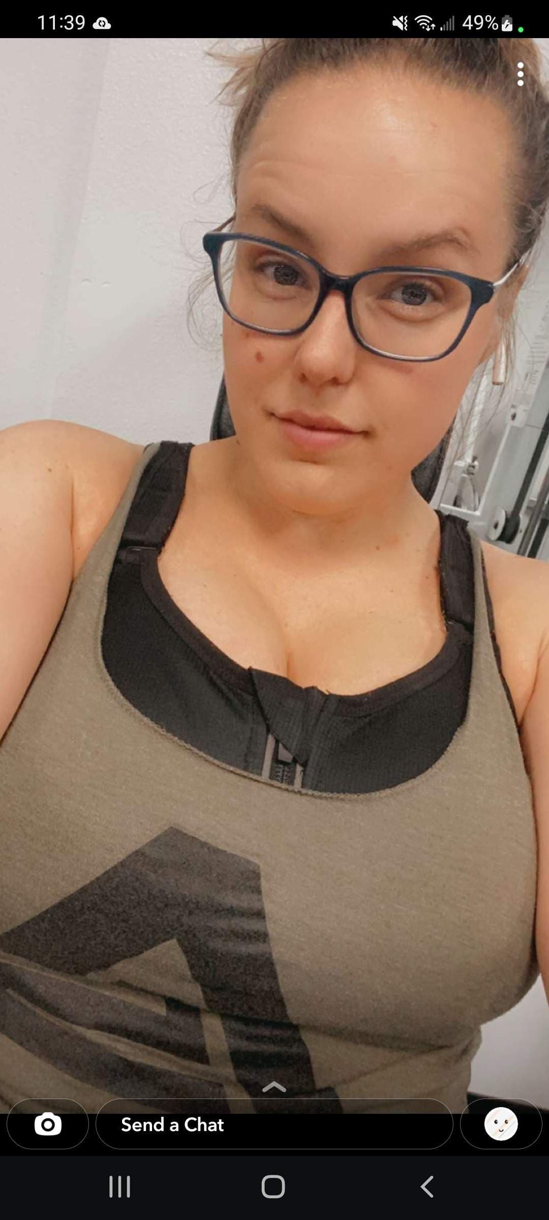 Fit blonde momma