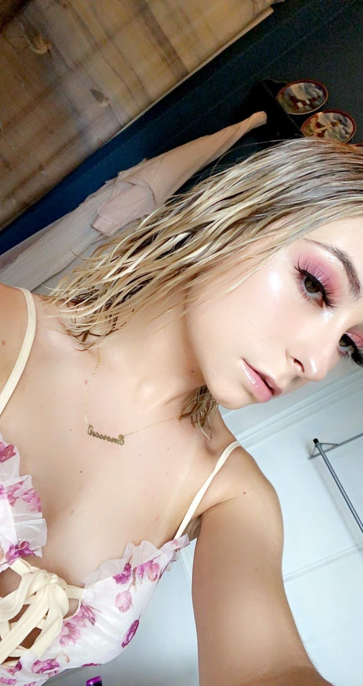 em