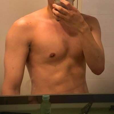 🇰🇷 Gay