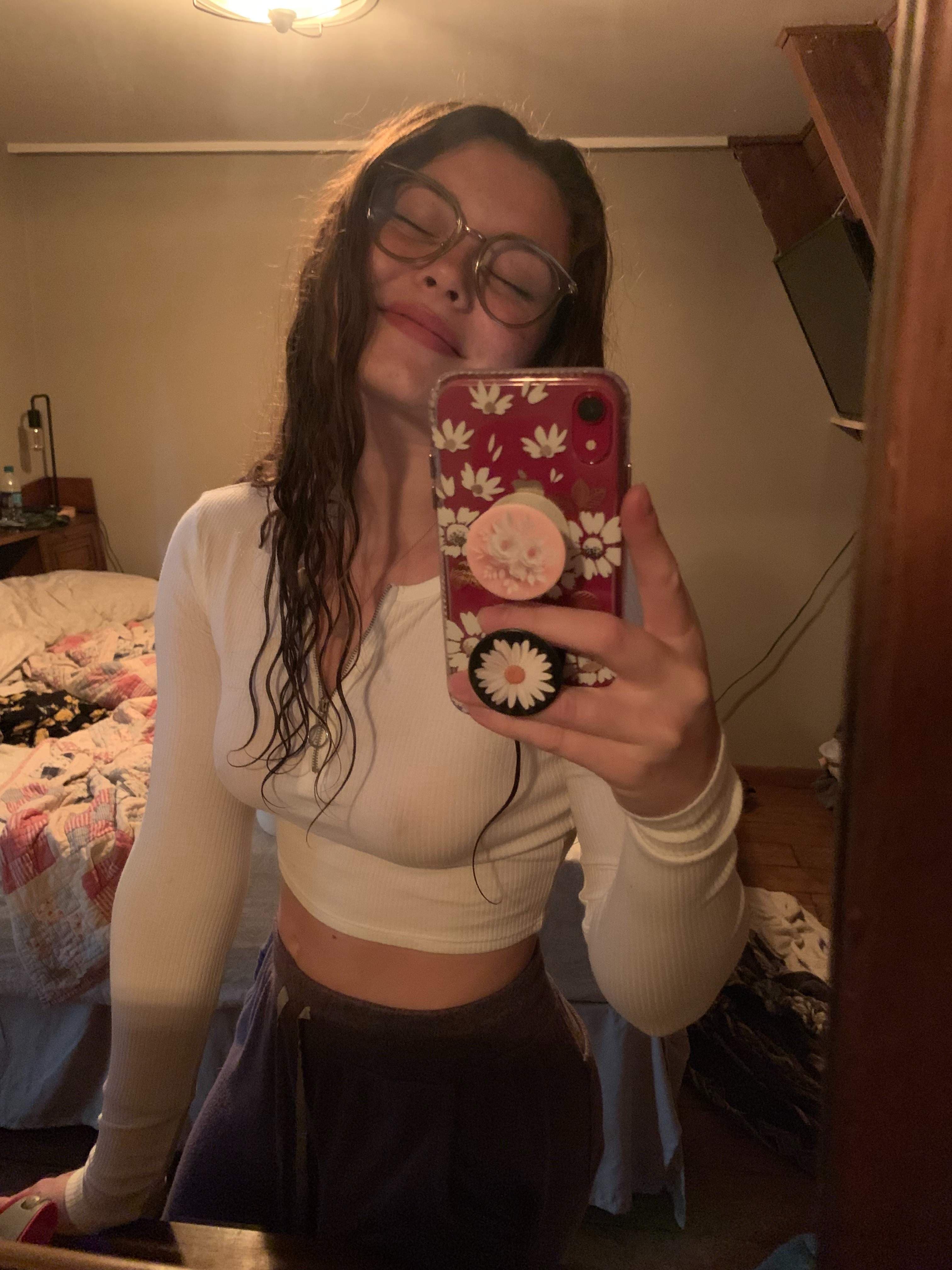 🌬 E M E R S O N