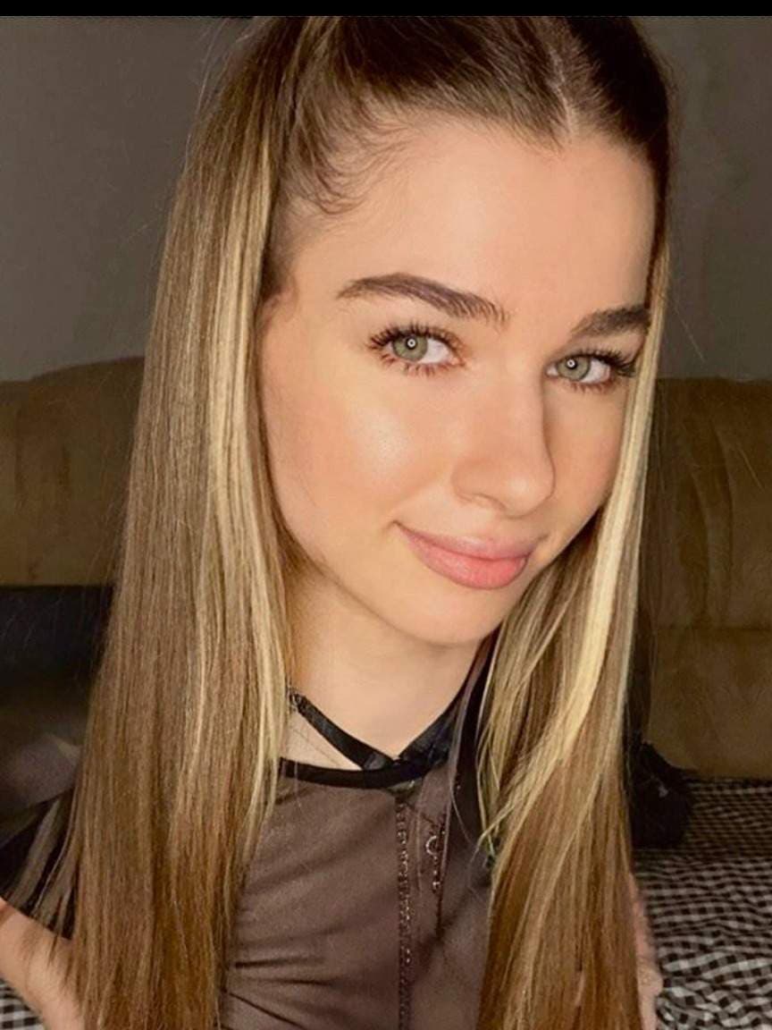 Ellie Bunny🐇