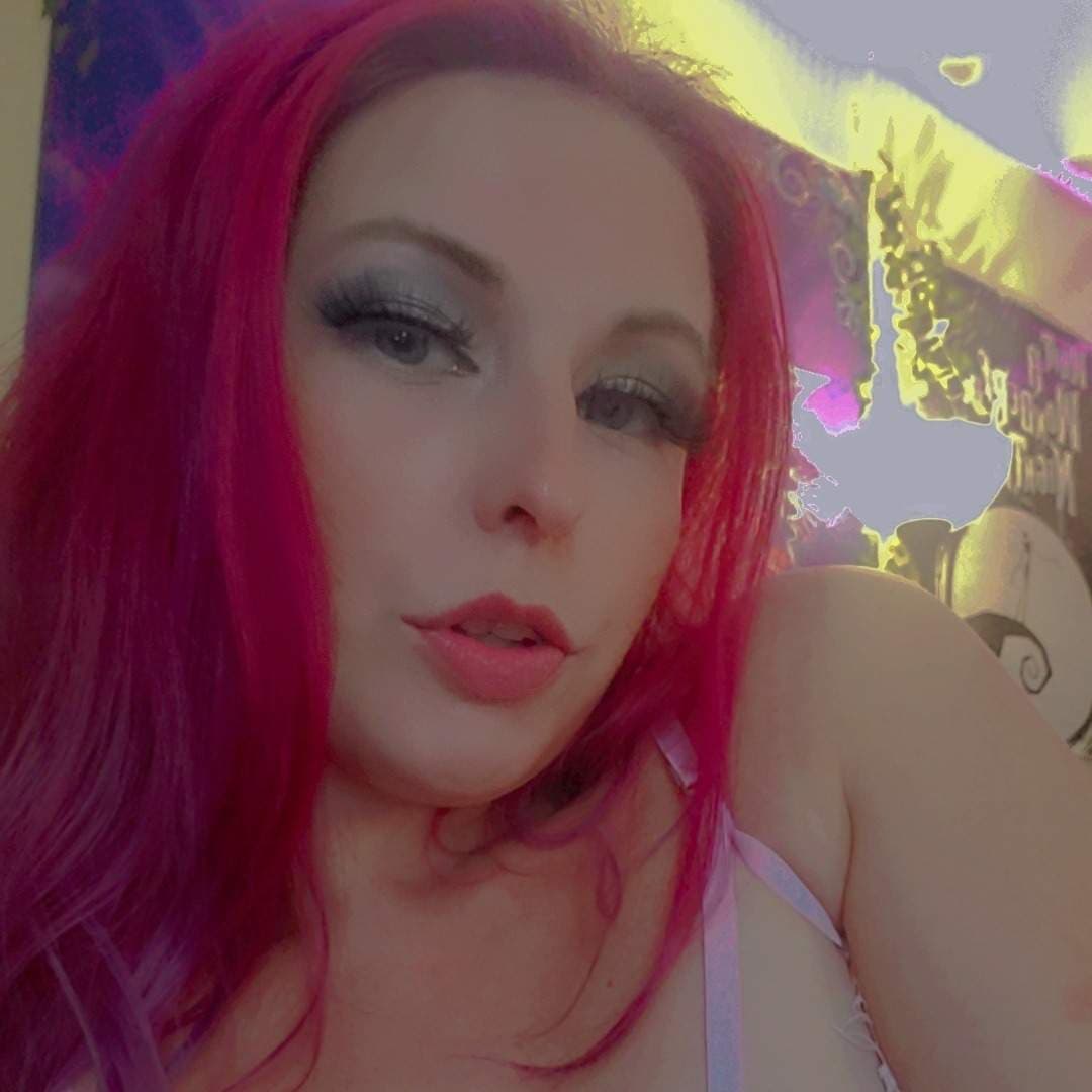 Misstress Aveena