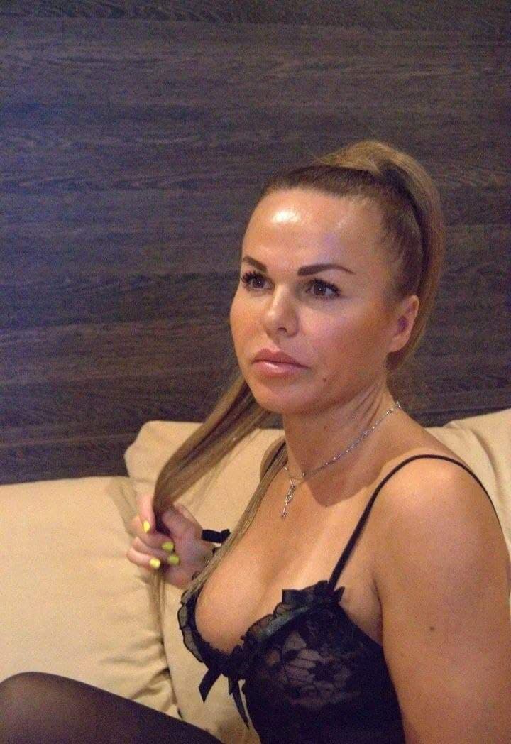 The Dominant Wife Silvia