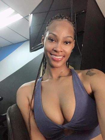 Tati Too Tall Latina 6'6