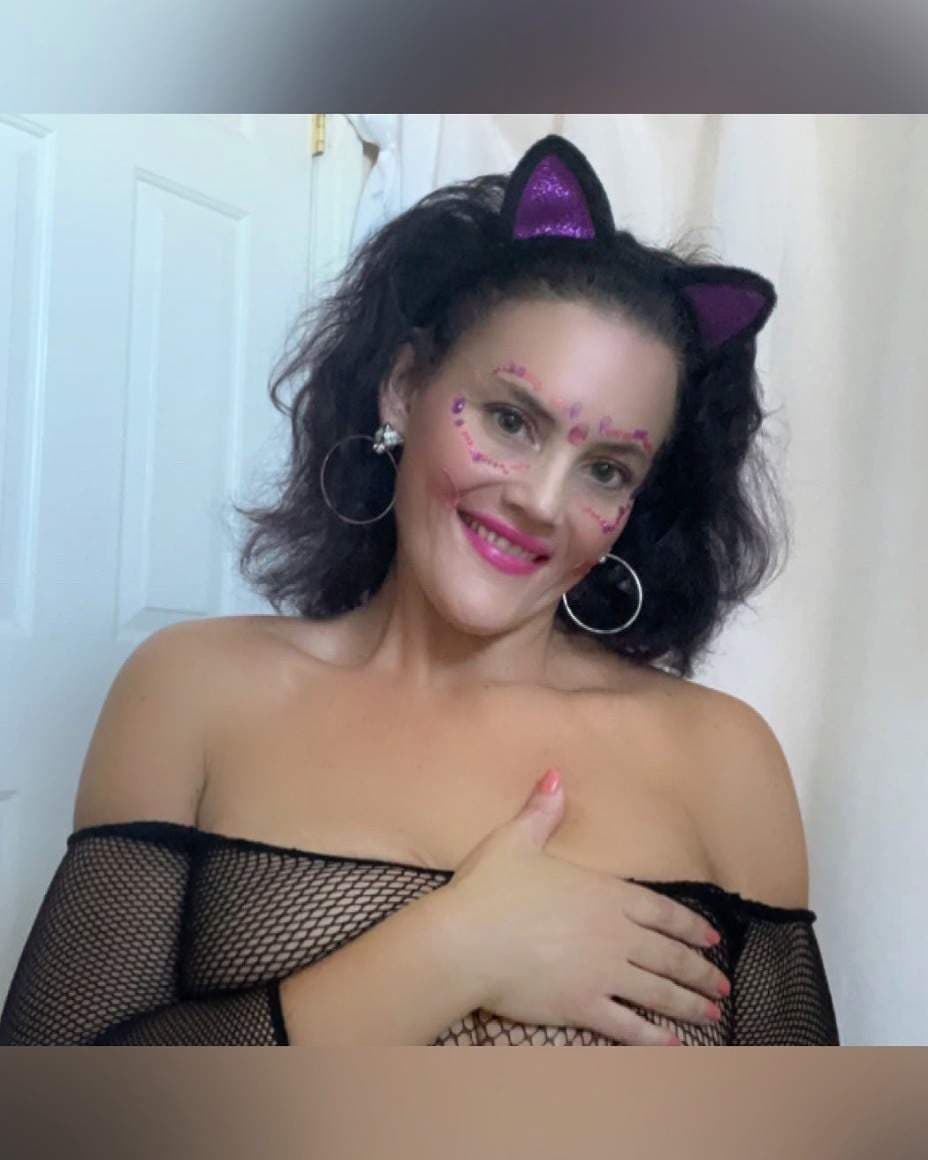 SexySeaShelley