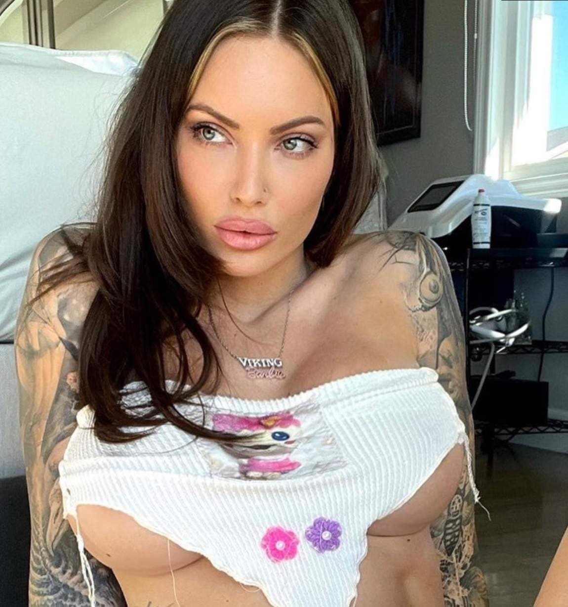 @VikingDoll.vip