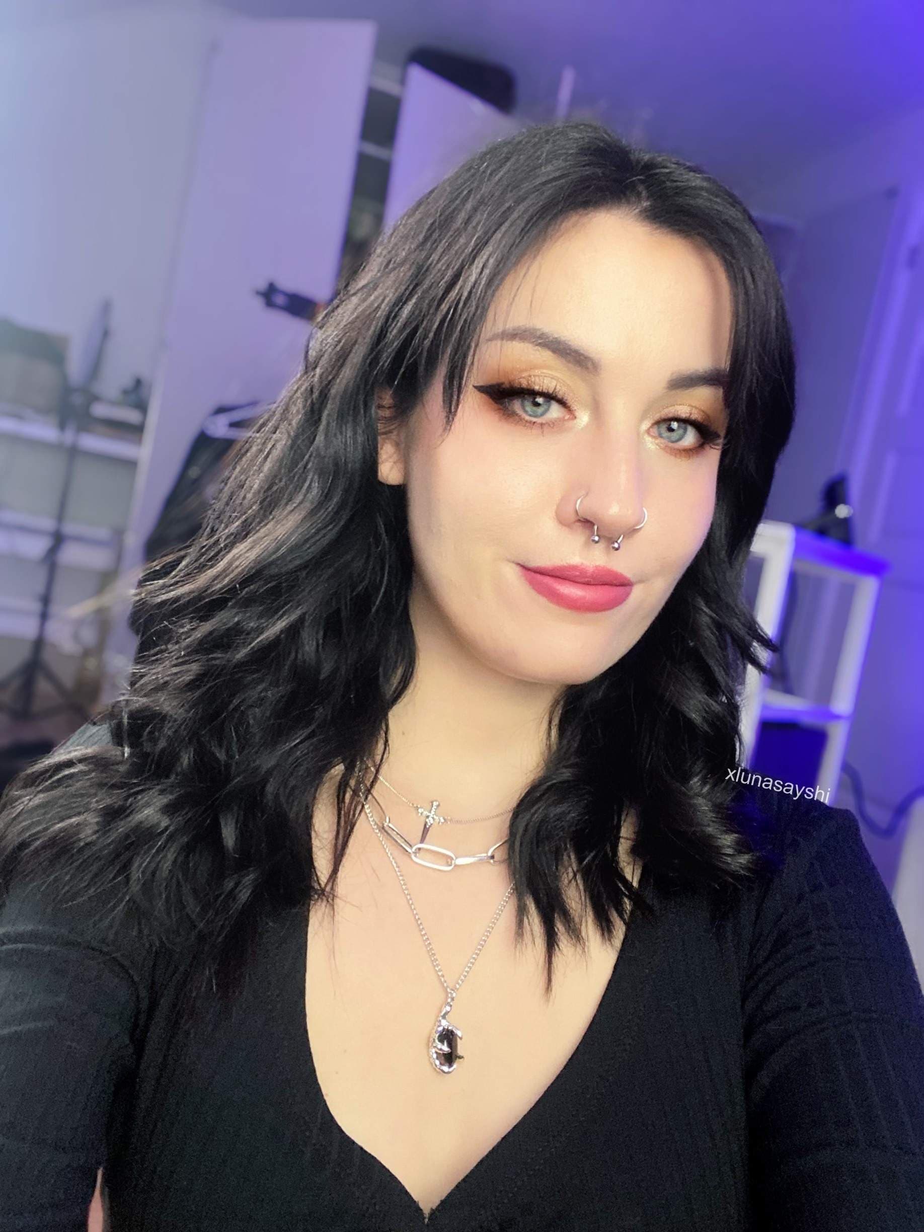 𝕷𝖚𝖓𝖆 𝖓𝖔𝖎𝖗 🌙 weekly streams🍑