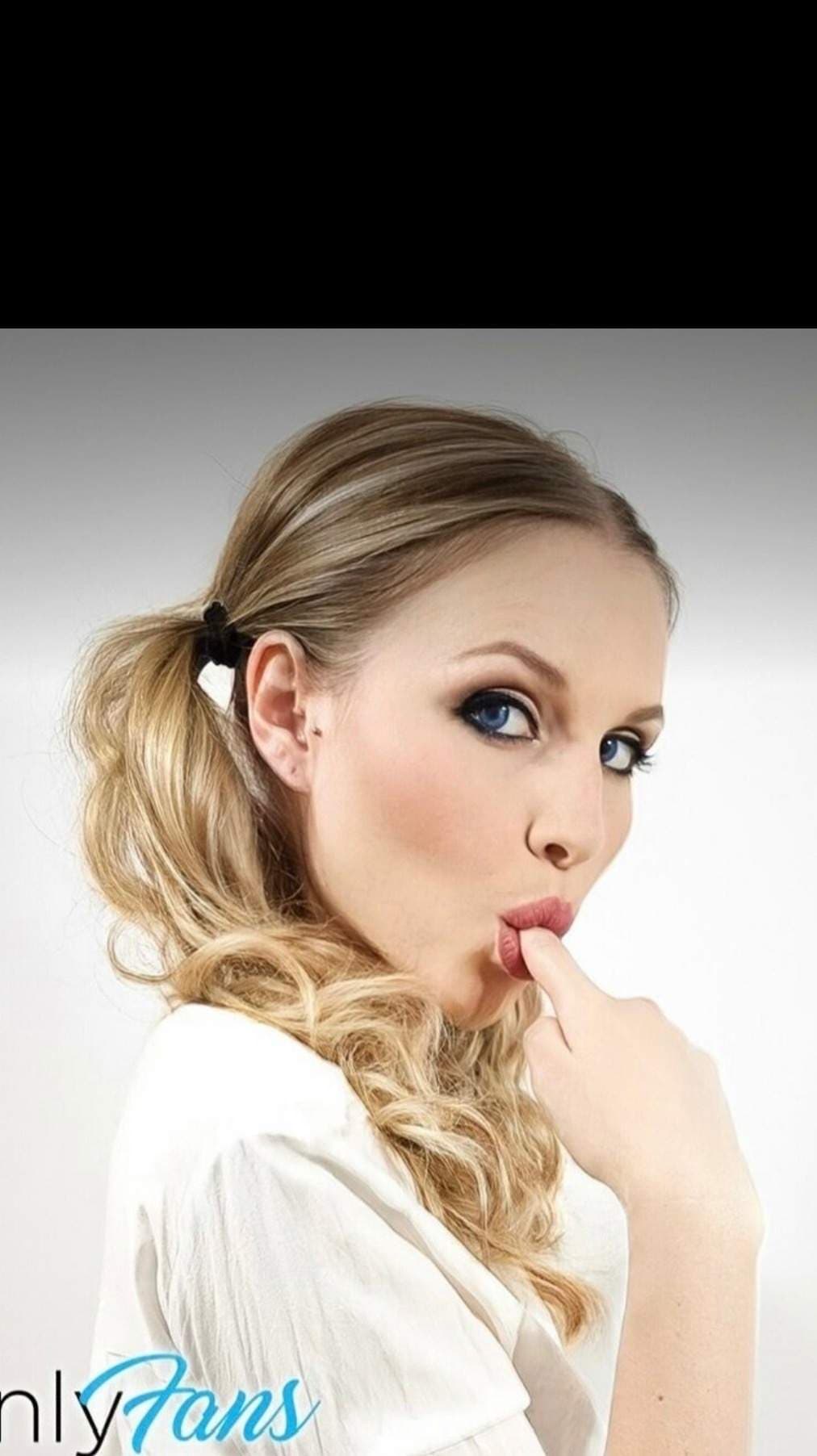Sexting Queen 👑🔥100% AMATEUR 🔥