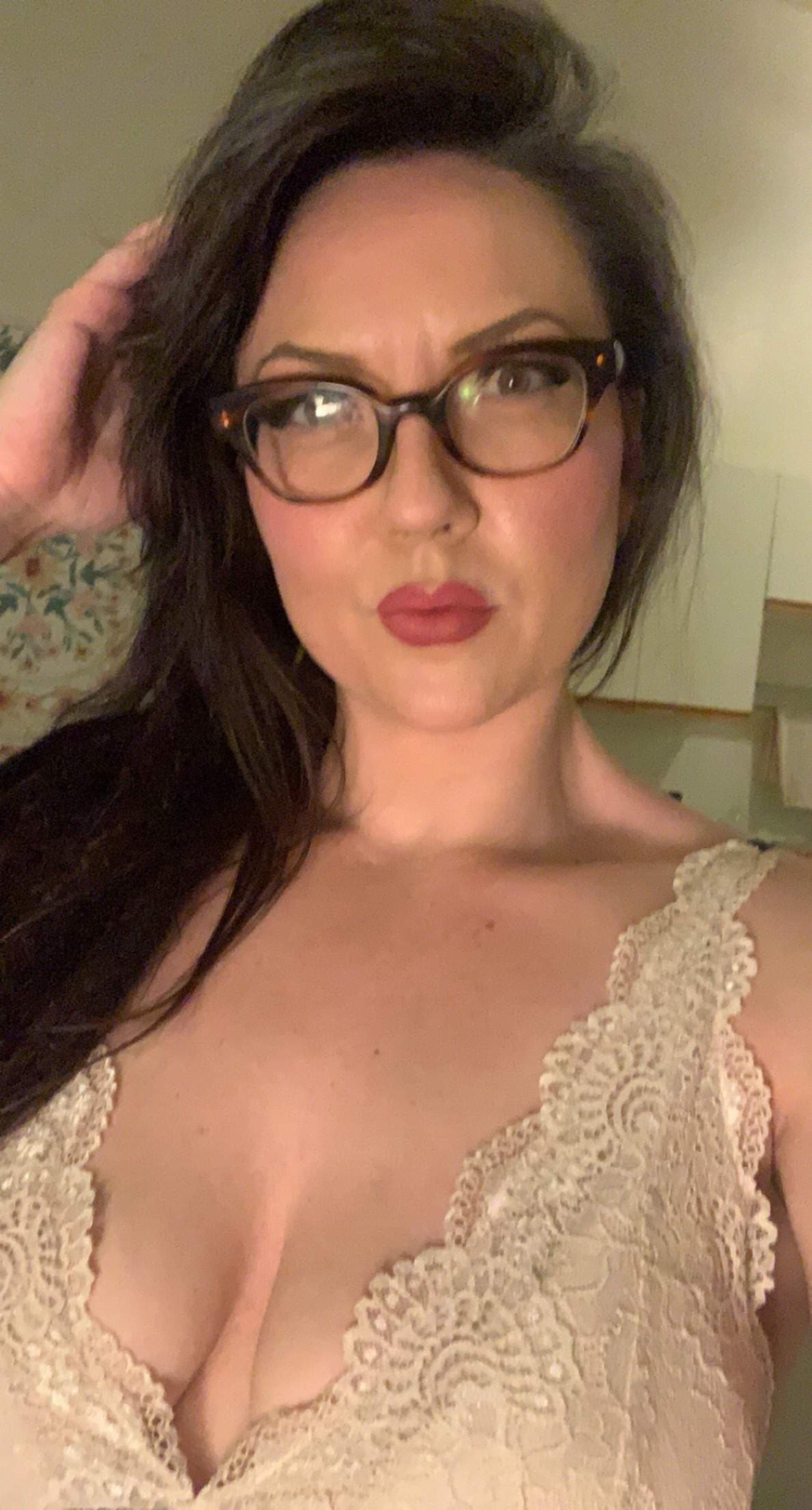 Dirty Wet Martina 💦🍸