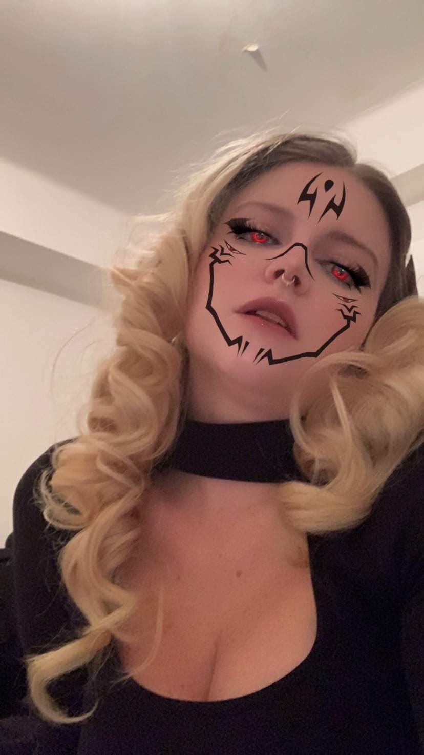 Freyia Noire
