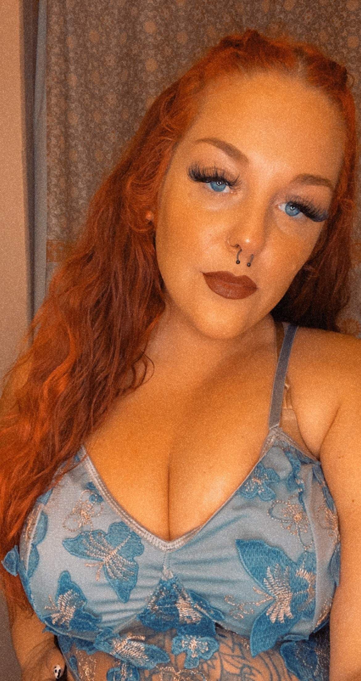 QueenB