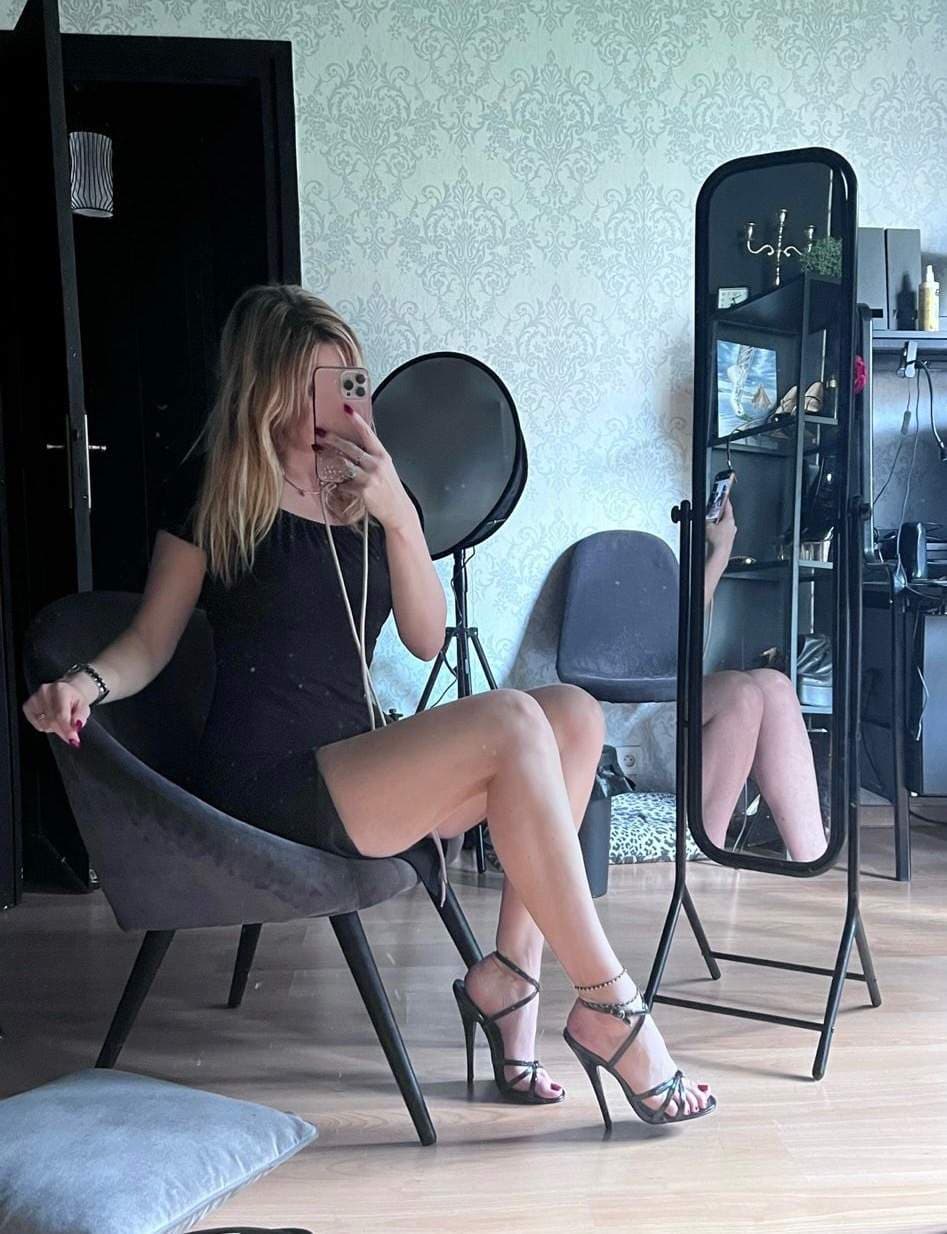 FREE-ReineAthénaïs