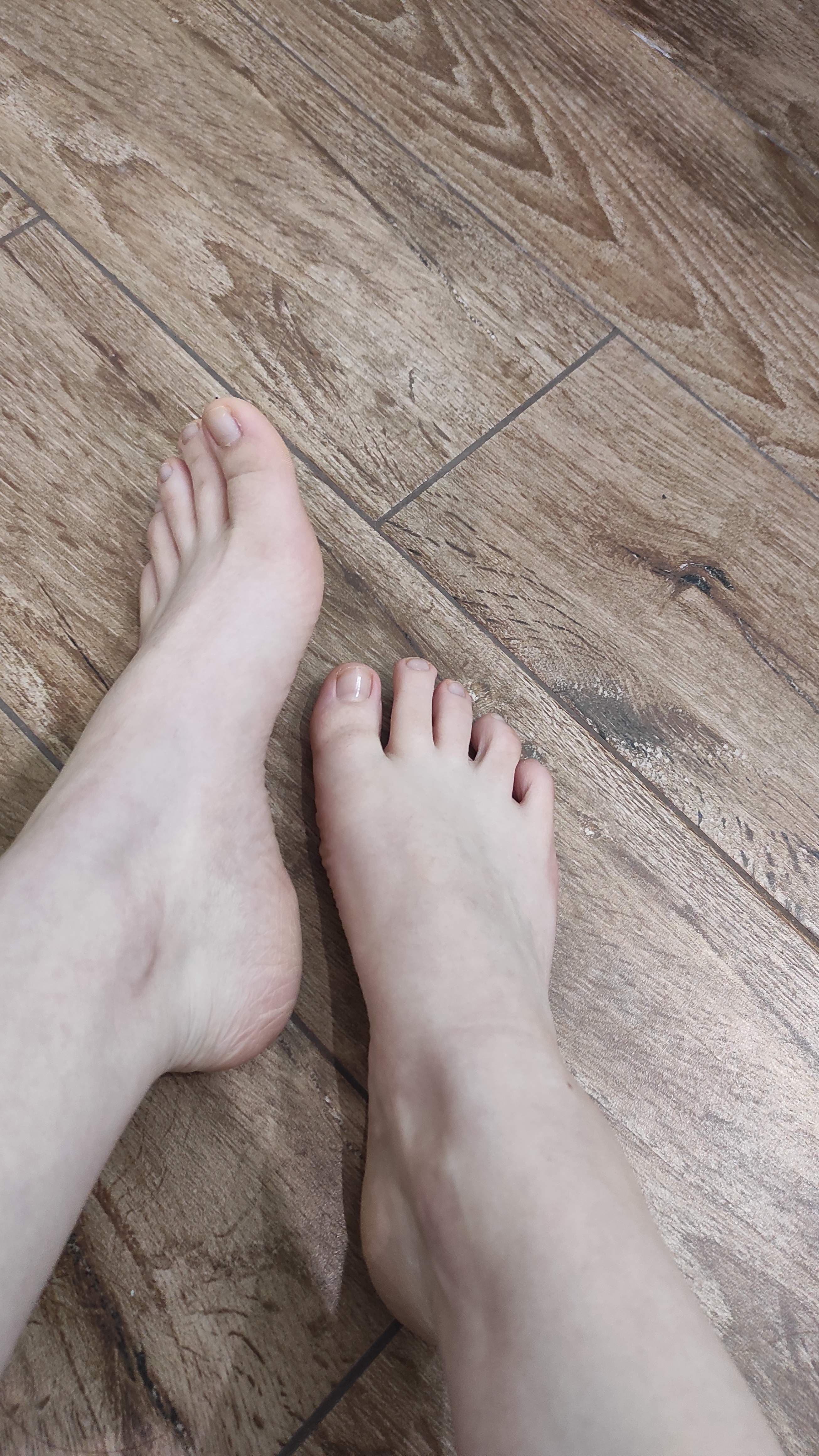 My freaking feet