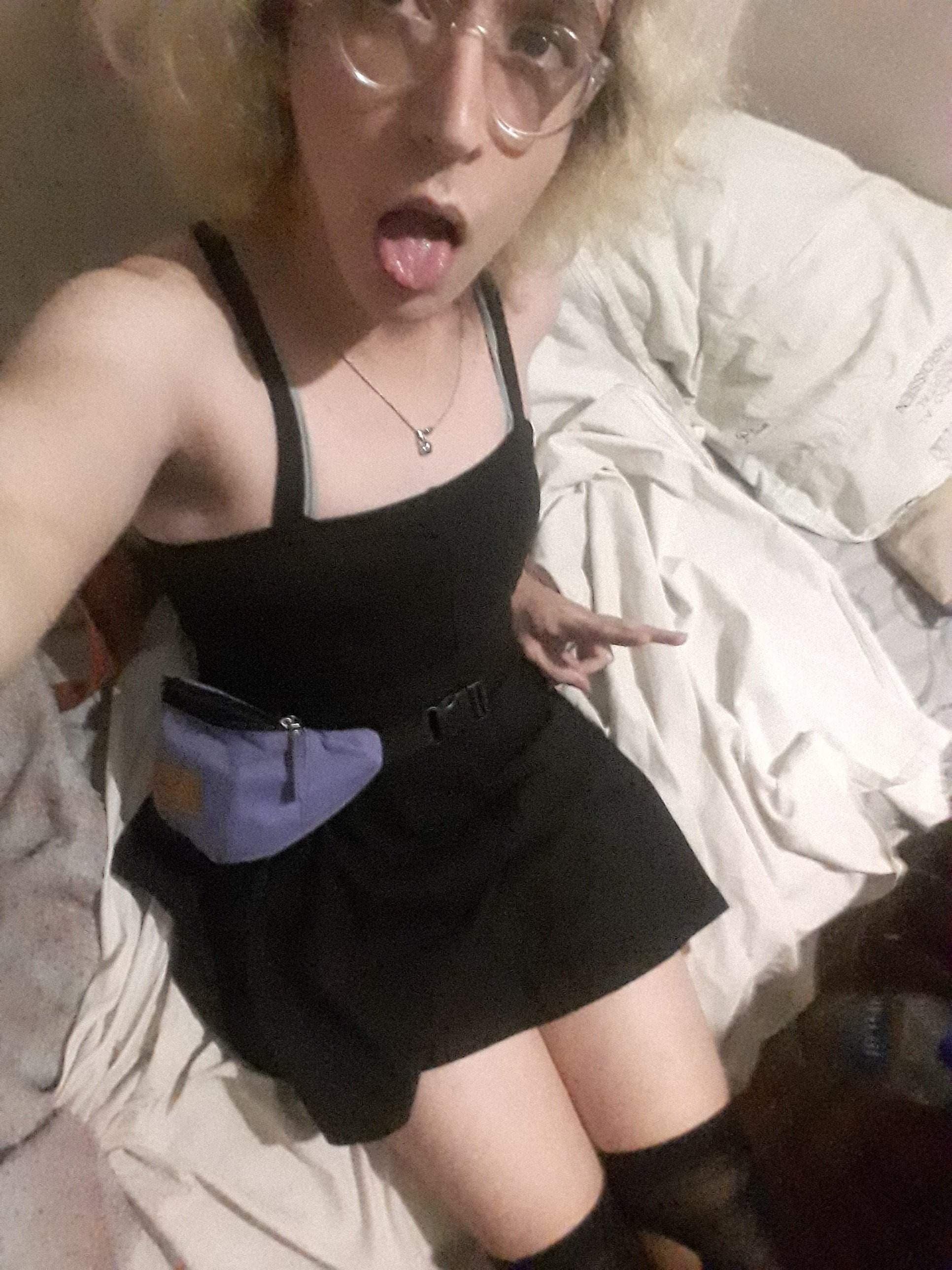 Emilia_Tezuka