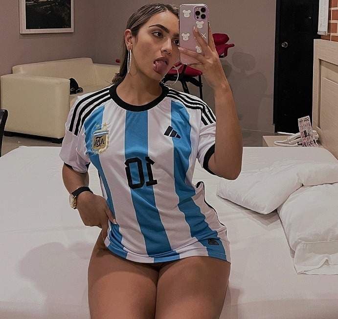 I'M H0RNY🥵
