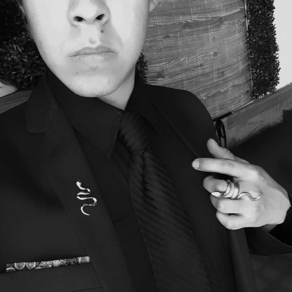Efrodos Crowley Official