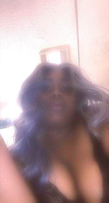 favthickgirlnia