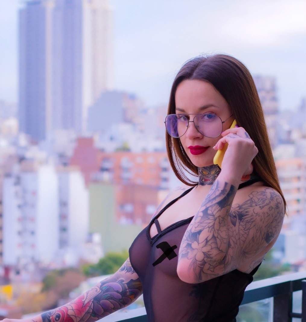 Roxy Vella