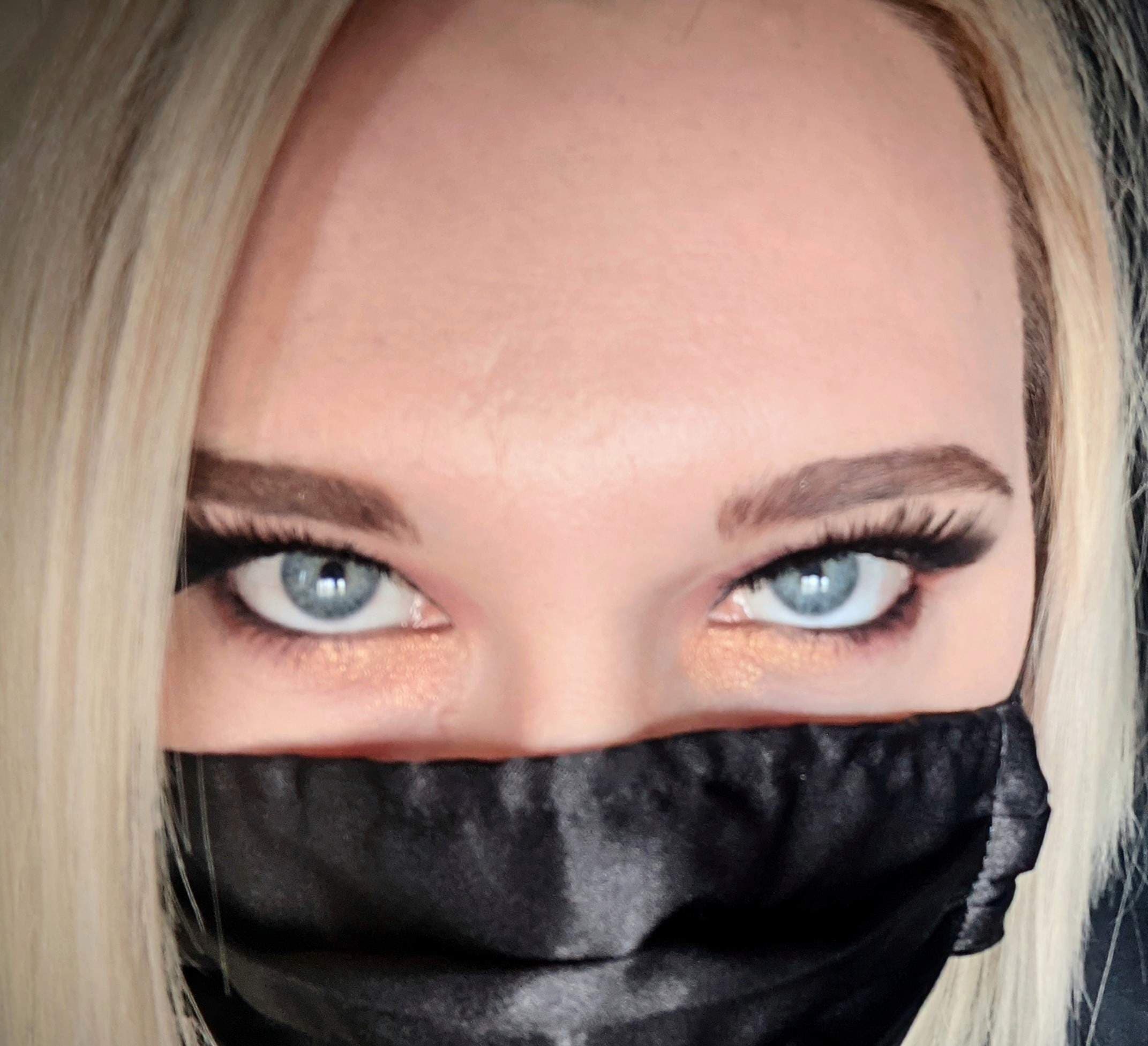 Bella Moon