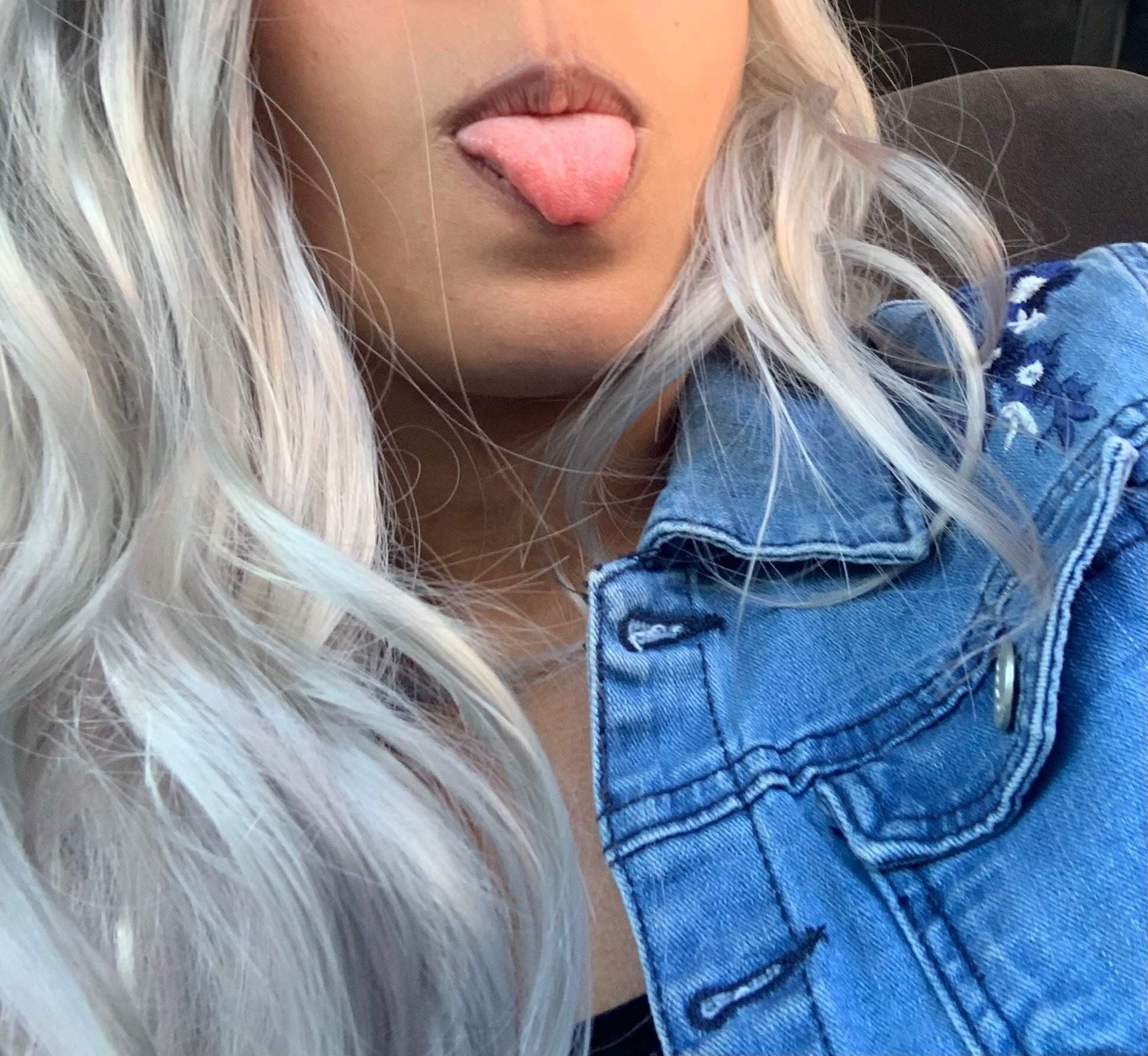 𝓢𝓮𝓵𝓮𝓷𝓪, 𝔂𝓸𝓾𝓻 𝓼𝔀𝓮𝓮𝓽 𝓰𝓲𝓻𝓵💞