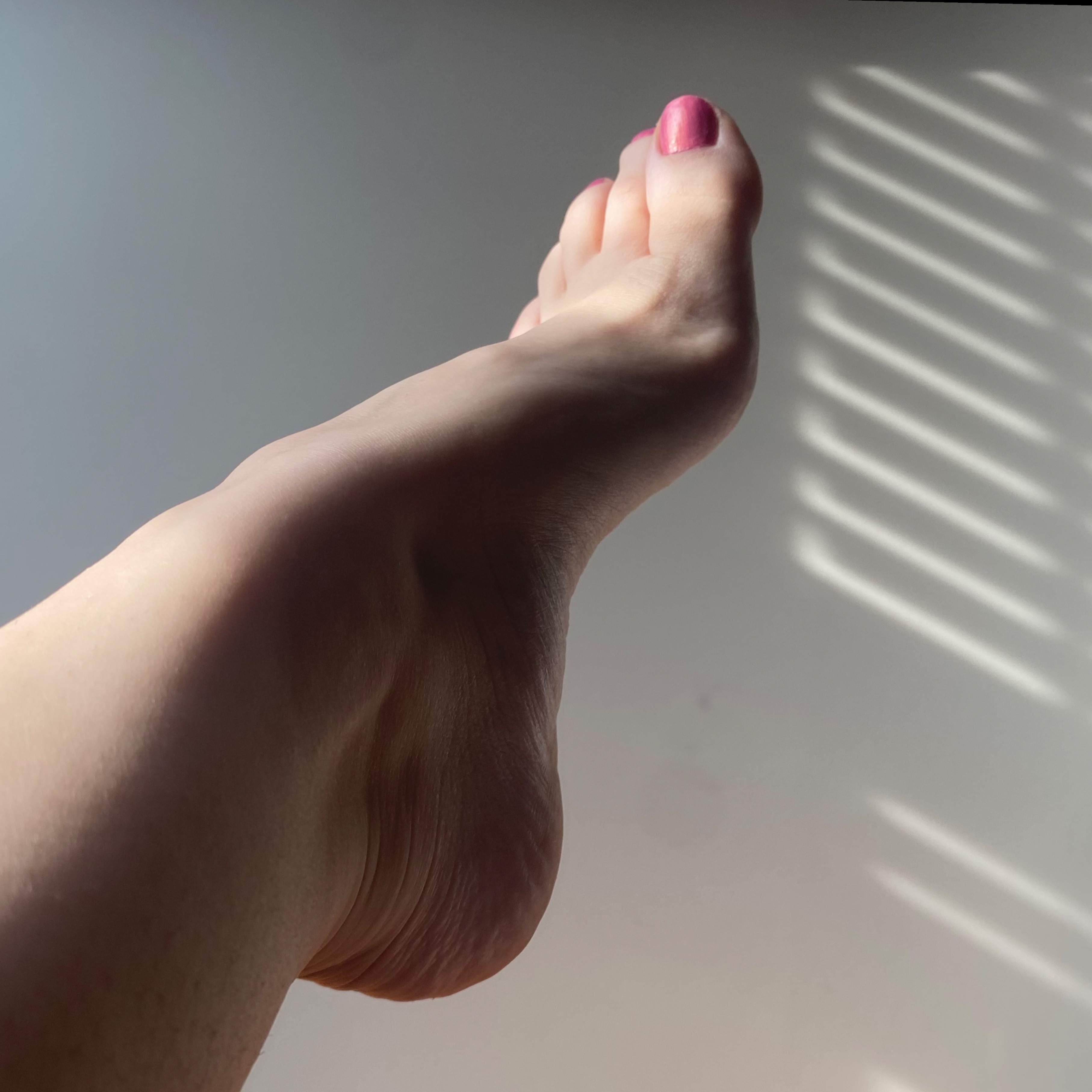 🌙 Luna’s Feet ✨