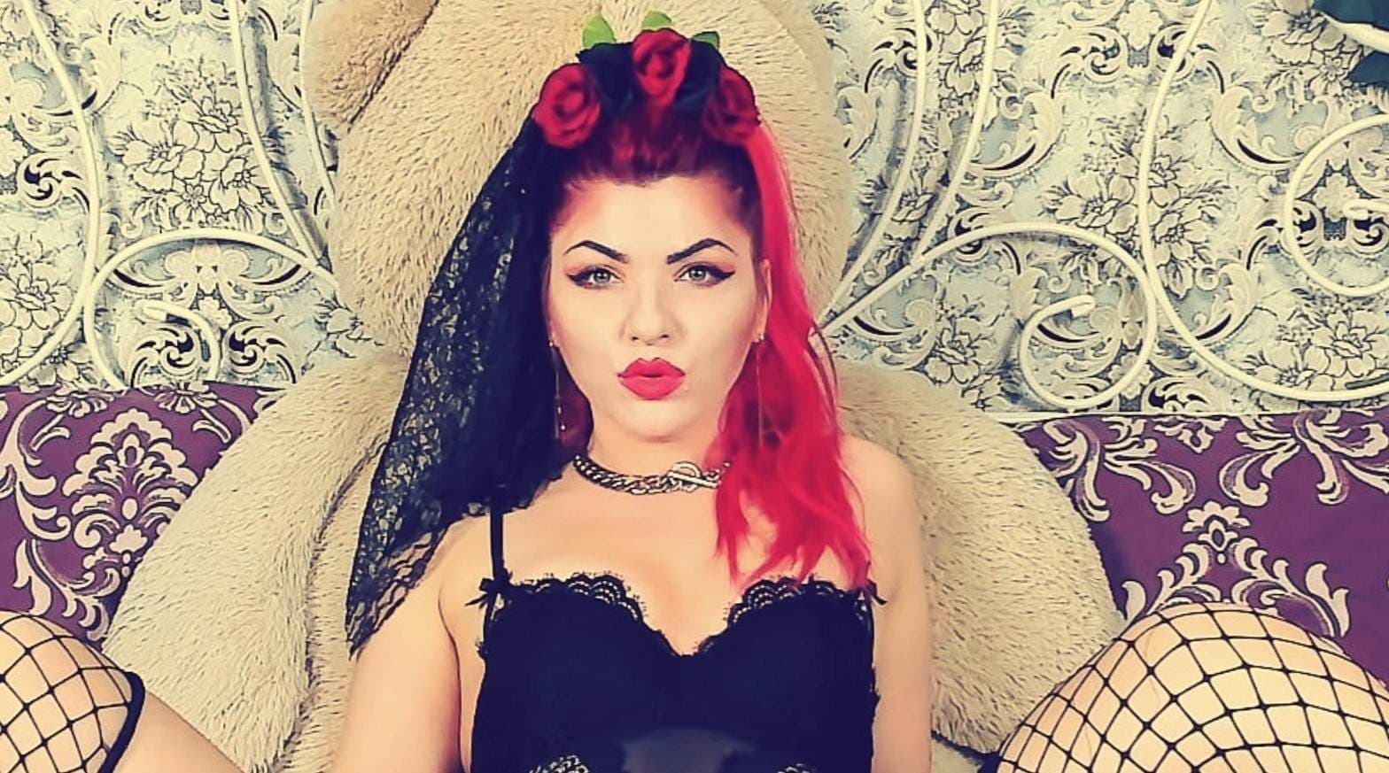 👄 𝓐𝓴𝓪𝓼𝓱𝓪𝓡𝓮𝓭💄