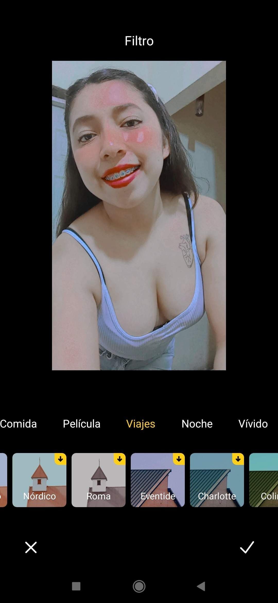 Azucena Martínez M