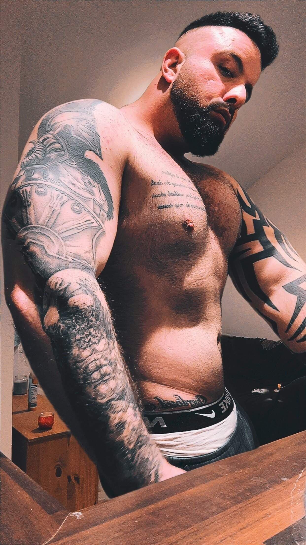 🇬🇧 ℍ𝔸ℕ𝔻ℂ𝕌𝔽𝔽𝔻𝔸𝔻𝔻𝕐 🍆  🔥