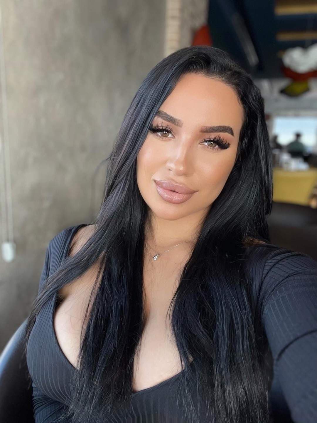 Curvy Doll Jasmine