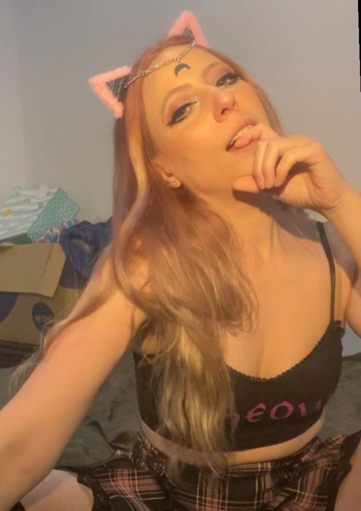 Hannah-Leigh Bunni