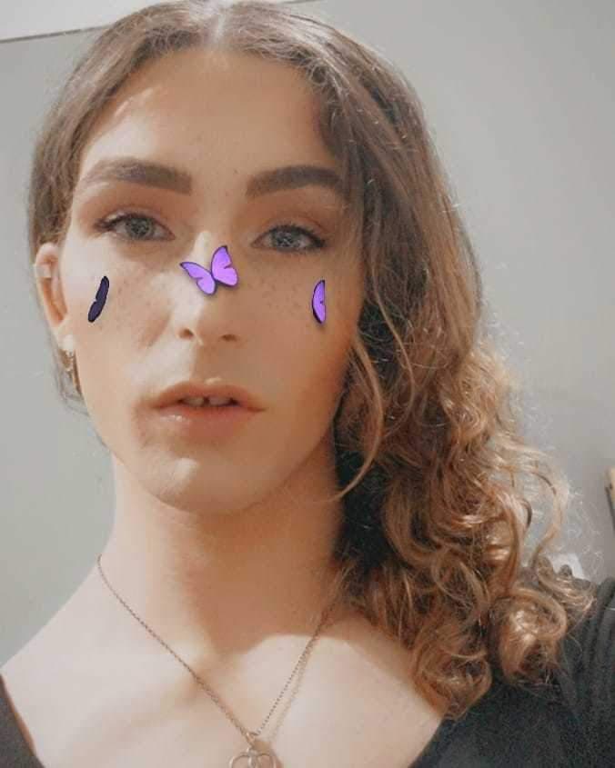 QueenB