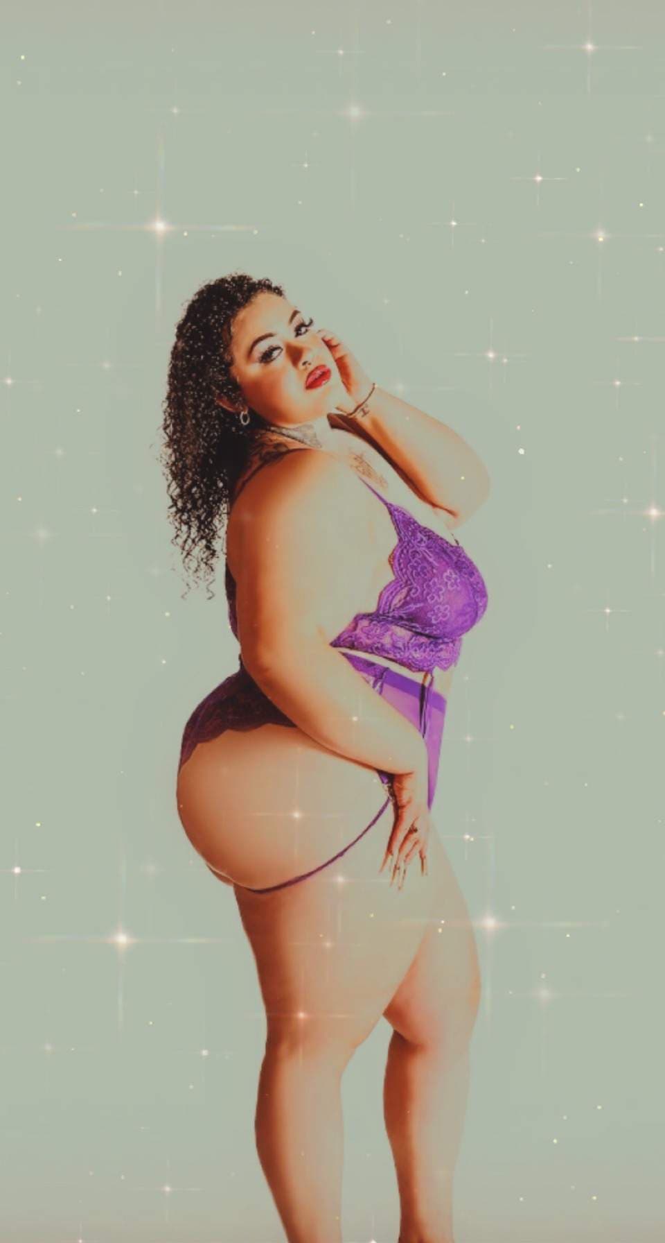 Leah Divine
