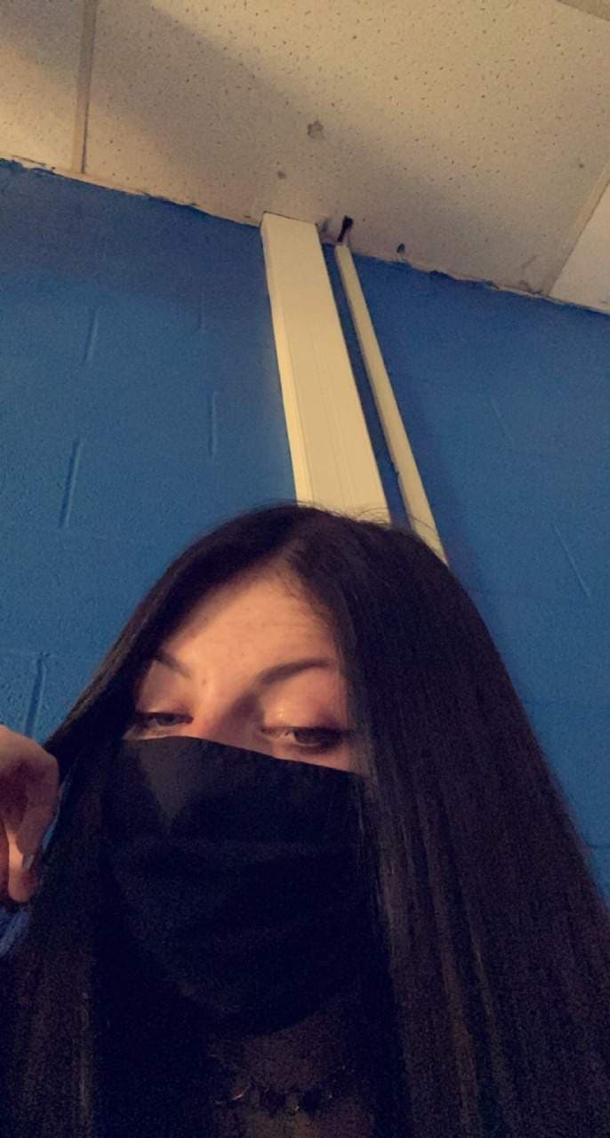 r<3
